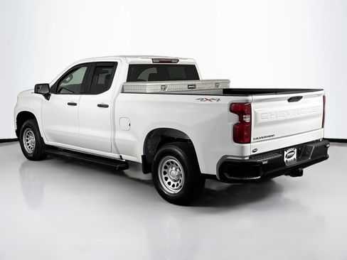 Used 2021 Chevrolet Silverado 1500 W/T w/ WT Value Package AWD/4WD image 13