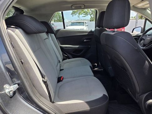 Used 2016 Chevrolet Trax LS w/ LPO, Protection Package FWD image 17