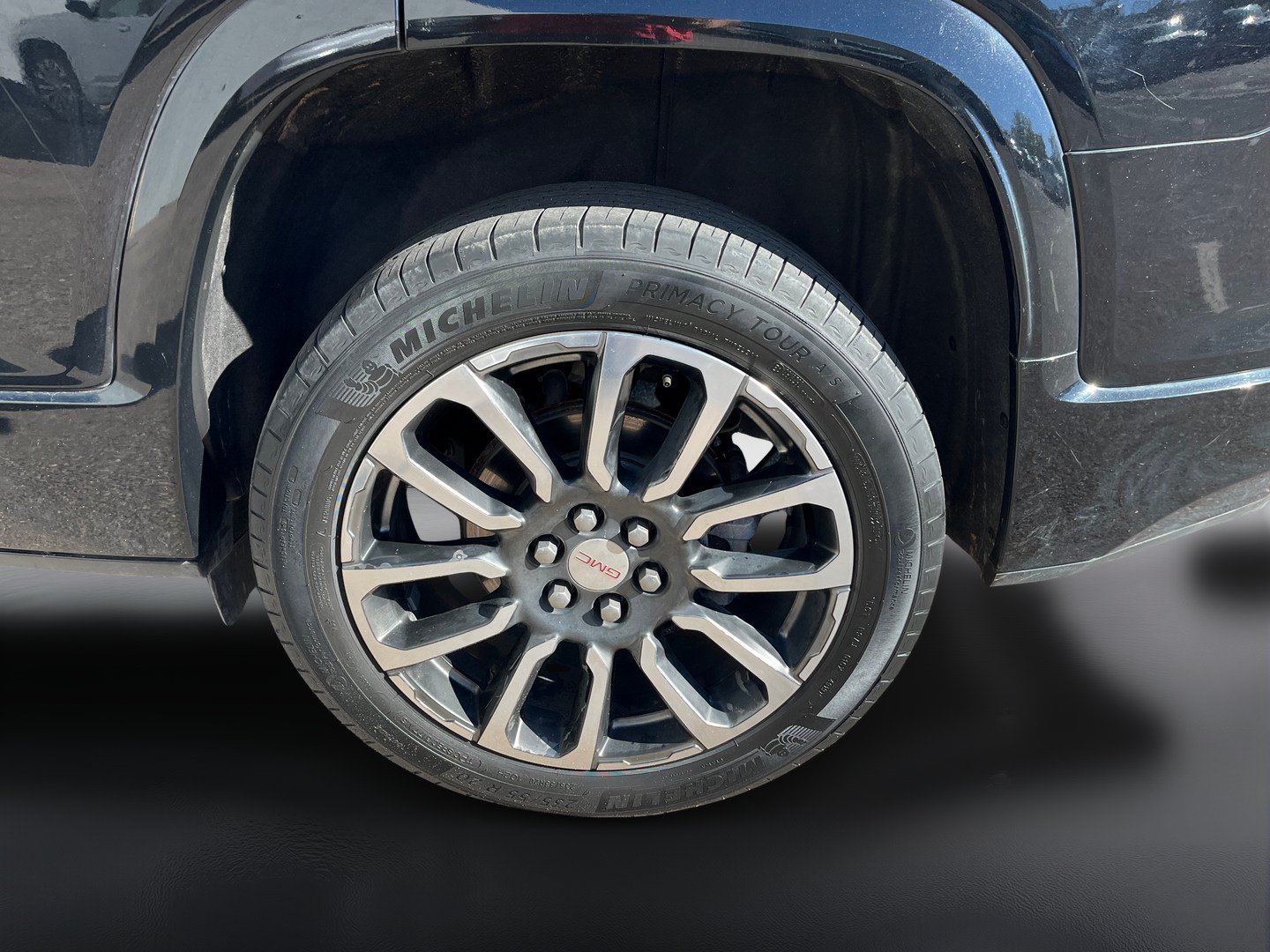 Used 2020 GMC Acadia Denali w/ Denali Ultimate Package AWD/4WD image 9