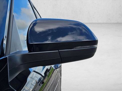 Used 2021 Volkswagen Atlas SEL FWD image 12