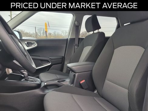 Used 2020 Kia Soul LX image 14