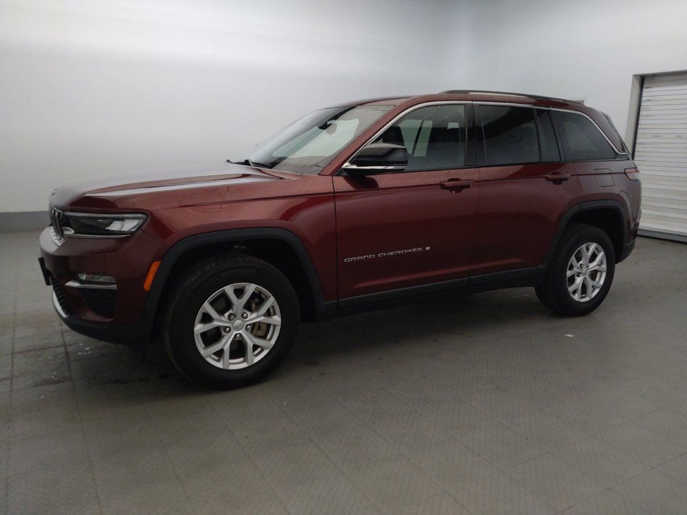 Used 2023 Jeep Grand Cherokee Limited AWD/4WD image 2