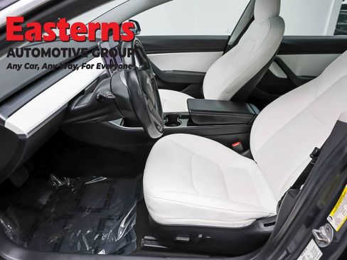 Used 2019 Tesla Model 3 Standard Range RWD image 13