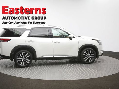 Used 2023 Nissan Pathfinder Platinum AWD/4WD image 48