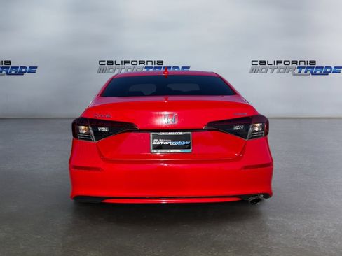 Used 2025 Honda Civic Sport image 6