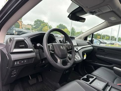 Certified 2026 Honda Odyssey EX-L image 12