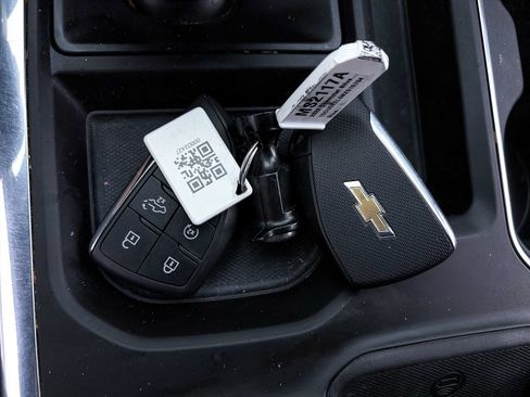 Used 2022 Chevrolet Silverado 1500 RST w/ Convenience Package II AWD/4WD image 30