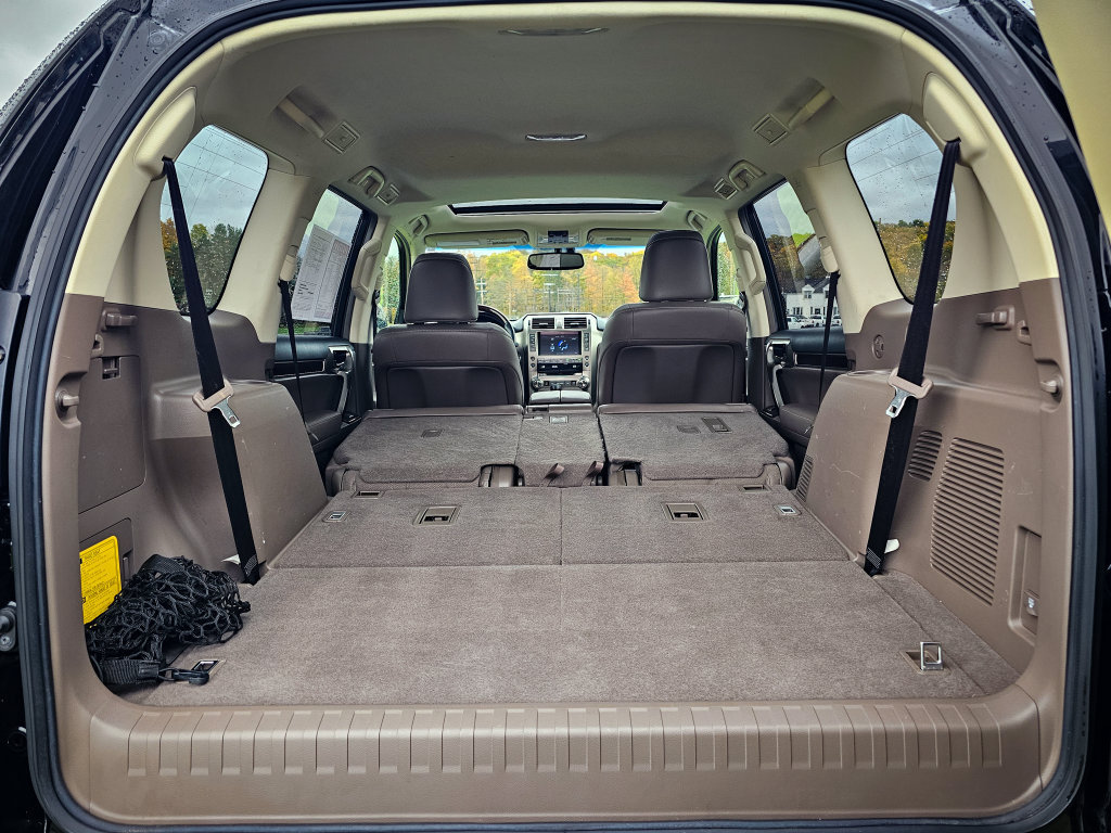 Used 2014 Lexus GX 460 w/ Premium Package AWD/4WD image 44