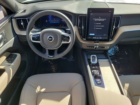 New 2026 Volvo XC60 T8 Core image 7