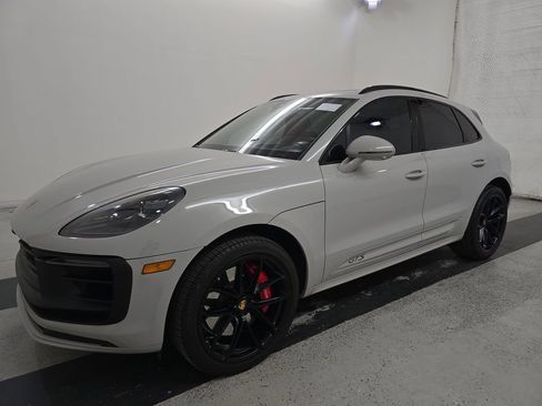 Used 2024 Porsche Macan GTS image 1