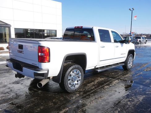 Used 2016 GMC Sierra 2500 Denali w/ Duramax Plus Package image 7