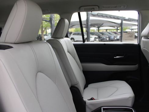 New 2026 Toyota Grand Highlander AWD image 50