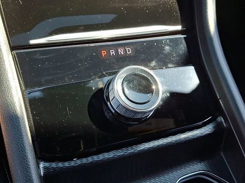 Used 2025 Jeep Grand Cherokee Altitude AWD/4WD image 15