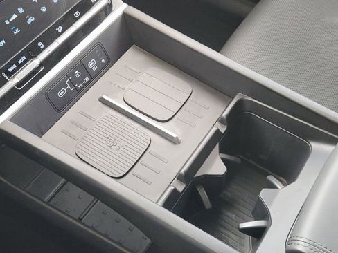 Used 2026 Hyundai Santa Fe SEL image 16