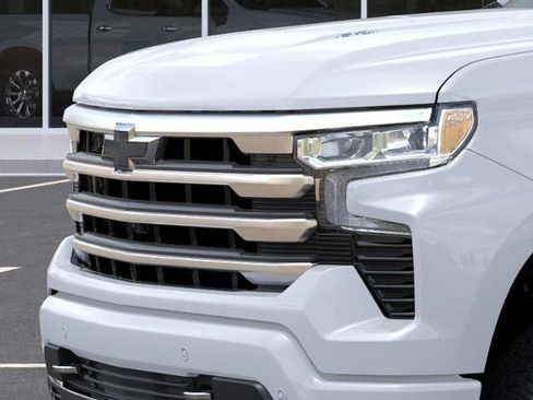 New 2026 Chevrolet Silverado 1500 High Country w/ High Country Premium Package AWD/4WD image 37