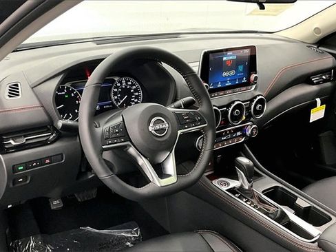 New 2025 Nissan Sentra SR w/ SR Premium Package image 6