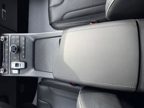 Certified 2024 Hyundai Palisade Limited image 23