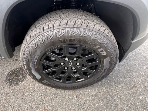 New 2025 Chevrolet Colorado Trail Boss image 12