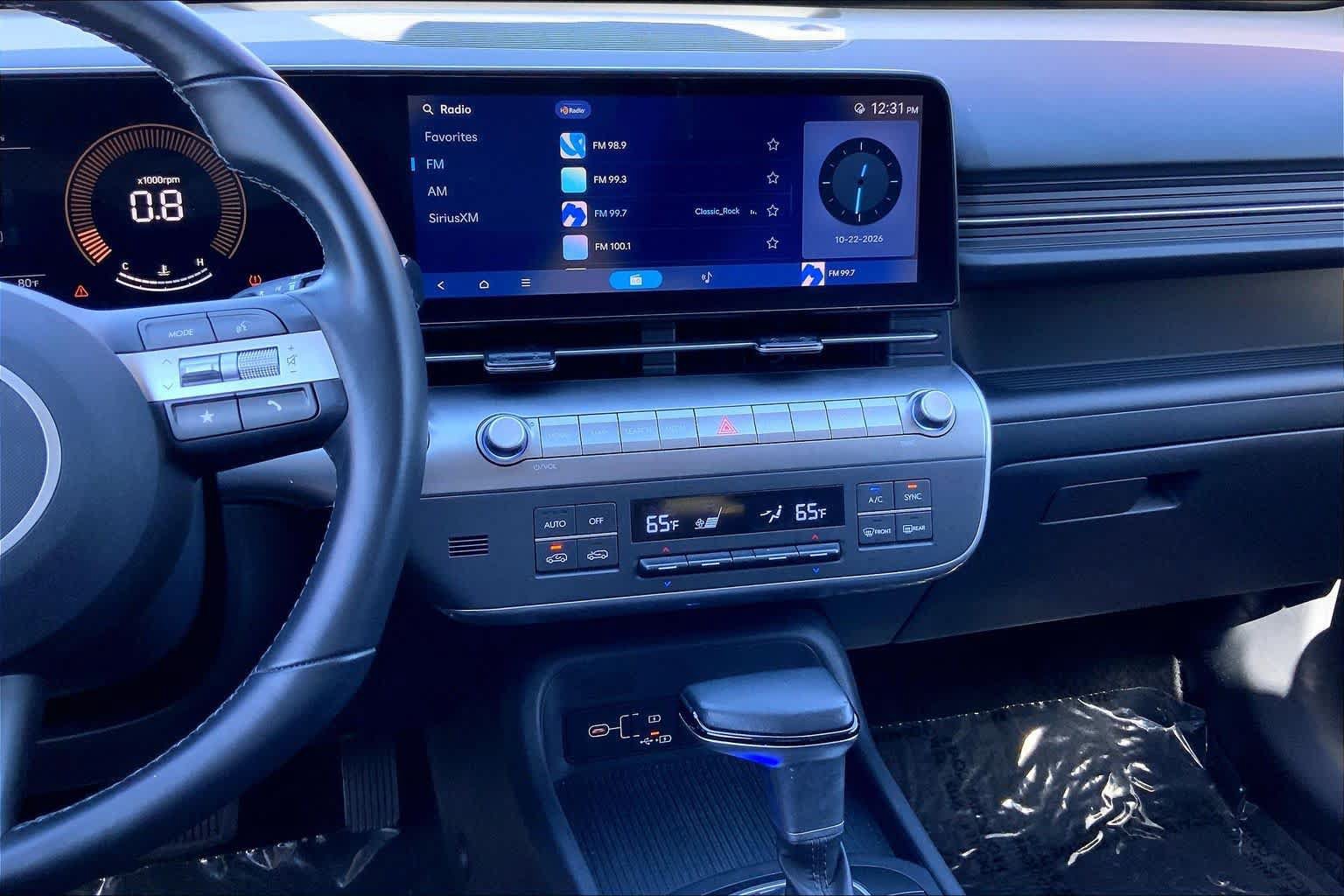 Used 2024 Hyundai Kona SEL AWD/4WD image 7
