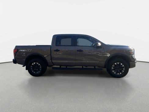 Used 2024 Nissan Titan PRO-4X w/ Pro-4x Convenience Package image 4