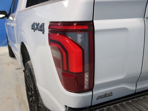 Used 2025 Ford F150 Platinum image 40