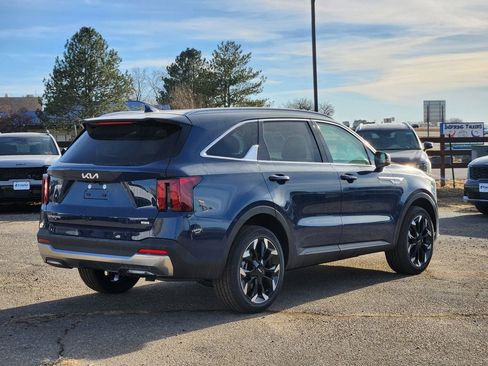New 2026 Kia Sorento EX image 3