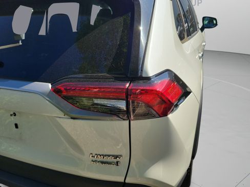 Certified 2022 Toyota RAV4 Limited AWD/4WD image 20