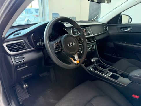 Used 2017 Kia Optima LX FWD image 14