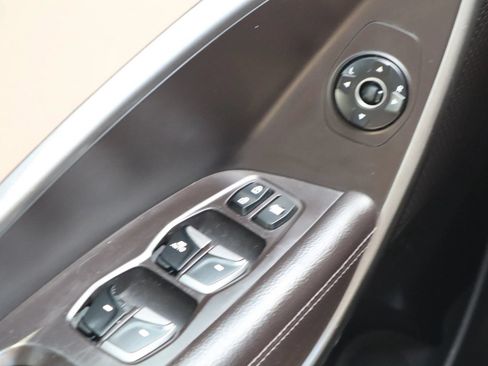 Used 2014 Hyundai Santa Fe Limited FWD image 38