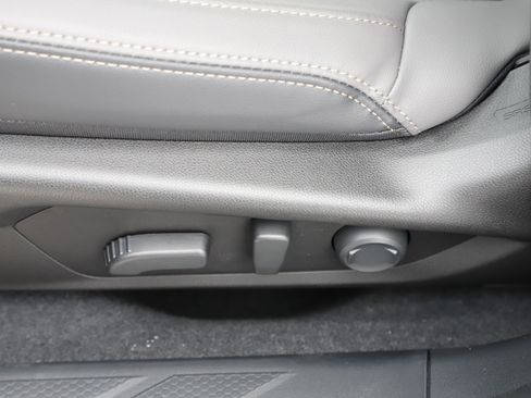 New 2026 Subaru Outback Limited AWD/4WD image 15