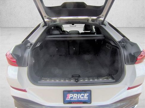 Used 2023 BMW X6 xDrive40i w/ M Sport Package AWD/4WD image 6