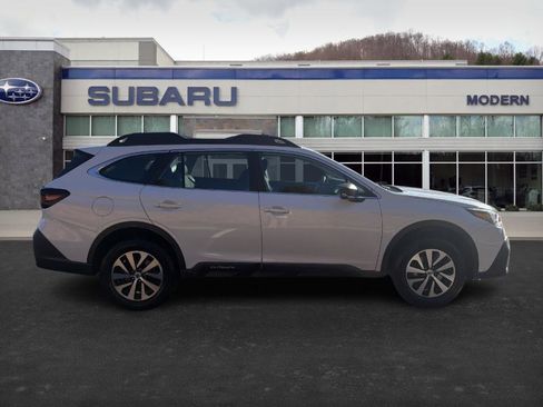 Used 2020 Subaru Outback 2.5i image 4