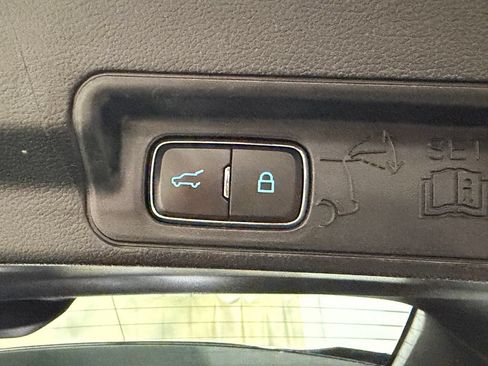 Used 2022 Ford Explorer ST w/ ST Street Pack AWD/4WD image 38
