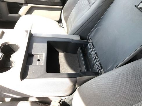 Used 2018 Ford F150 XLT w/ Trailer Tow Package image 26