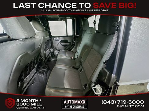 Used 2022 Jeep Gladiator Mojave w/ Cold Weather Group AWD/4WD image 14