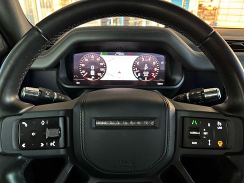 Used 2020 Land Rover Defender 110 X image 19