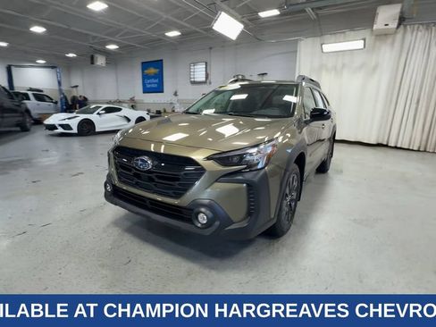 Used 2025 Subaru Outback Onyx Edition AWD/4WD image 5