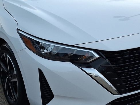 Certified 2024 Nissan Sentra SV image 9