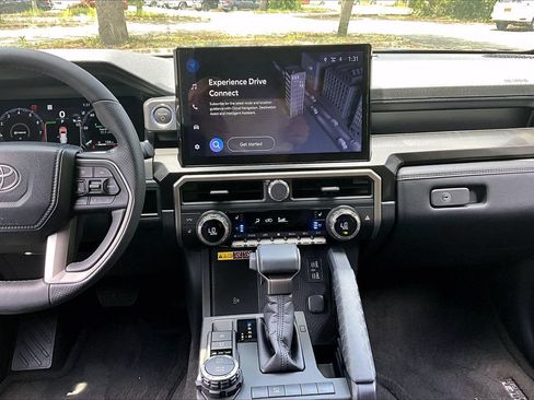 Used 2026 Toyota 4Runner Limited AWD/4WD image 9