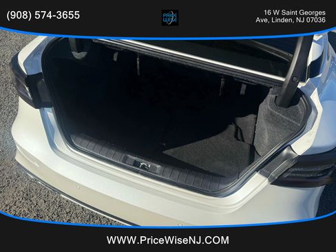 Used 2021 Nissan Maxima 3.5 SV w/ Floor Mat Group image 28