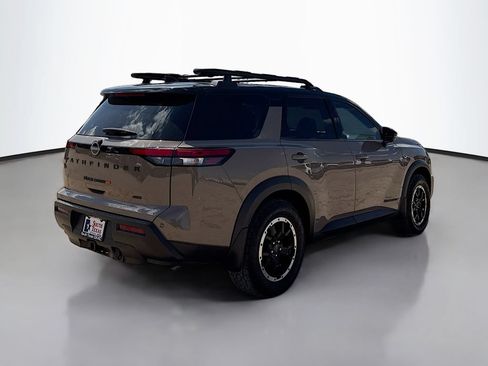 Used 2024 Nissan Pathfinder Rock Creek AWD/4WD image 7