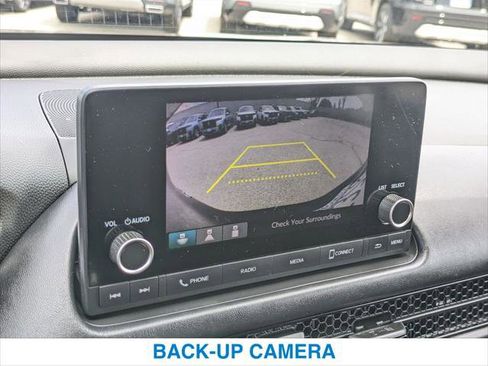 Certified 2024 Honda HR-V LX image 18