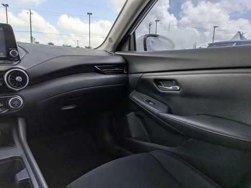 Used 2020 Nissan Sentra SV FWD image 15