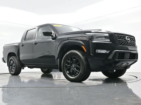 Used 2023 Nissan Frontier SV w/ Midnight Edition Package image 43