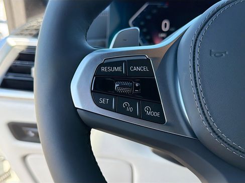 New 2026 BMW X5 xDrive50e image 38