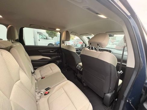 Used 2025 Subaru Ascent Premium AWD/4WD image 16