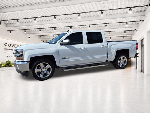 Used 2017 Chevrolet Silverado 1500 LT w/ Texas Edition RWD image 5