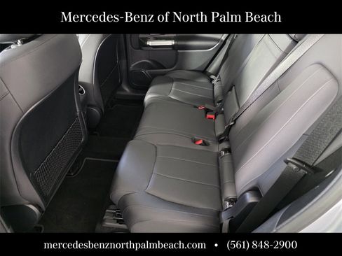 Used 2025 Mercedes-Benz GLB 250 image 14