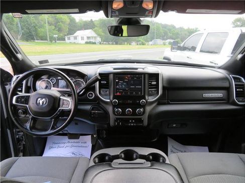 Used 2024 RAM 3500 Big Horn AWD/4WD image 7