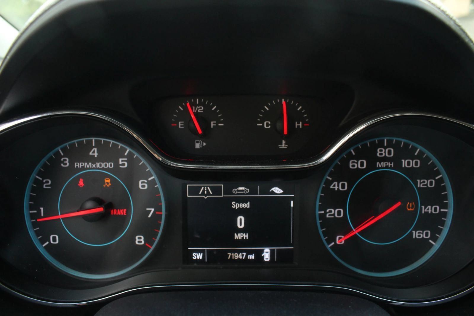 Used 2018 Chevrolet Cruze LS FWD image 28